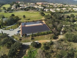 panneaux solaires au golf de roquebrune sur argens
